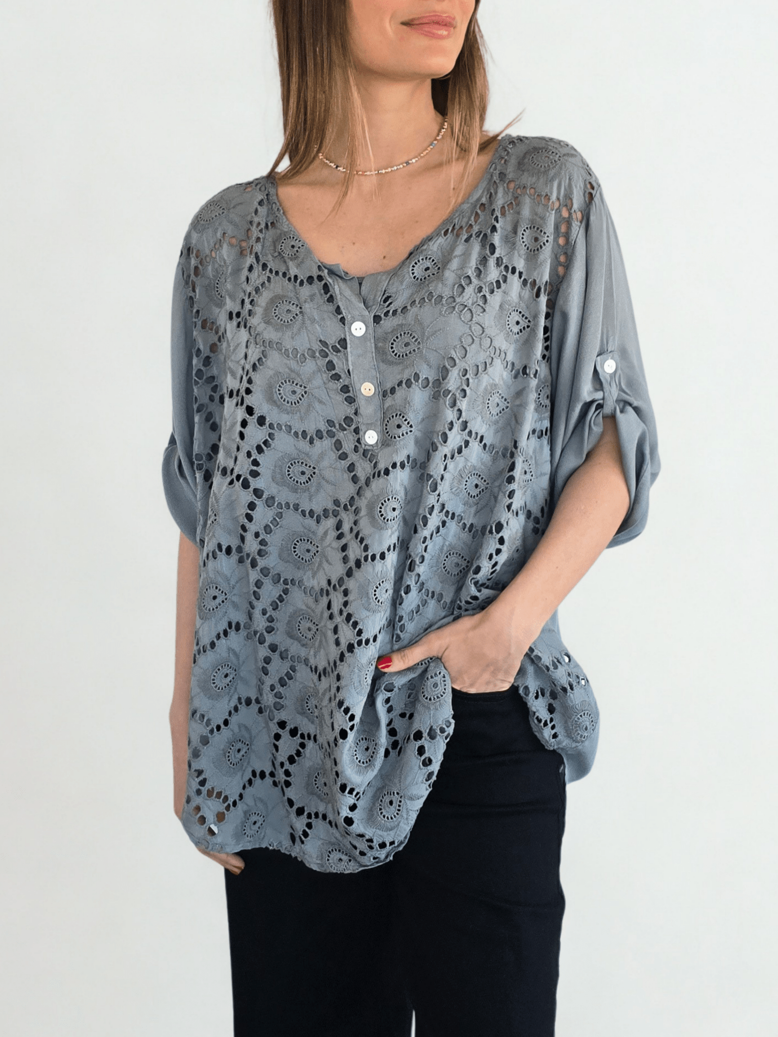 Blusa Italiana Macramé, color Gris