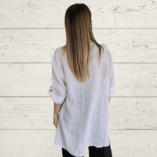 Cargar imagen en el visor de la galería, Blusa Italiana 100% Lino, color Blanco
