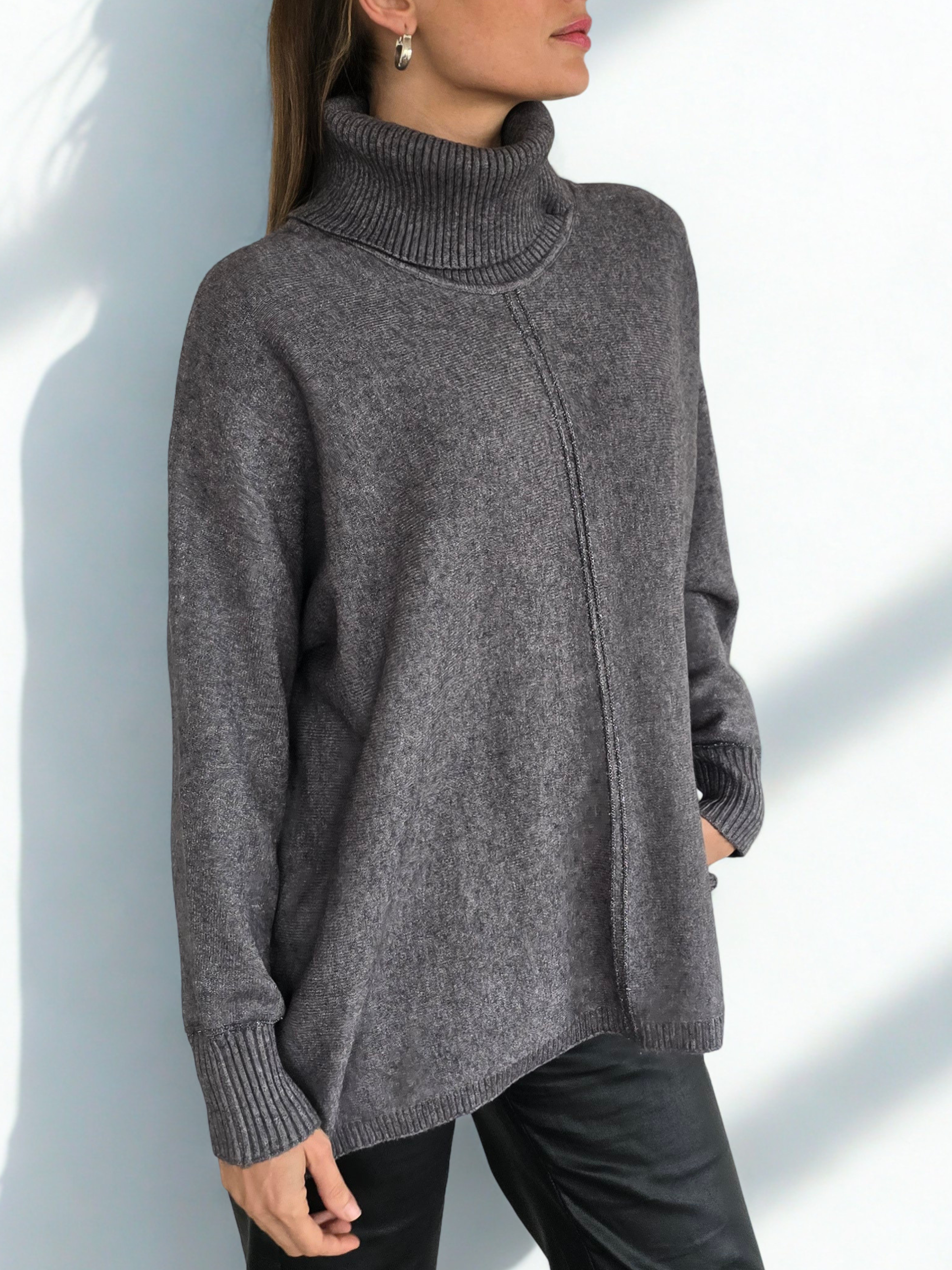 Sweater cuello subido Ribete, color Gris