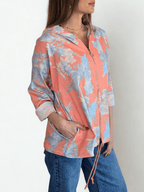 Chaqueta Estampada Flores, fondo Coral