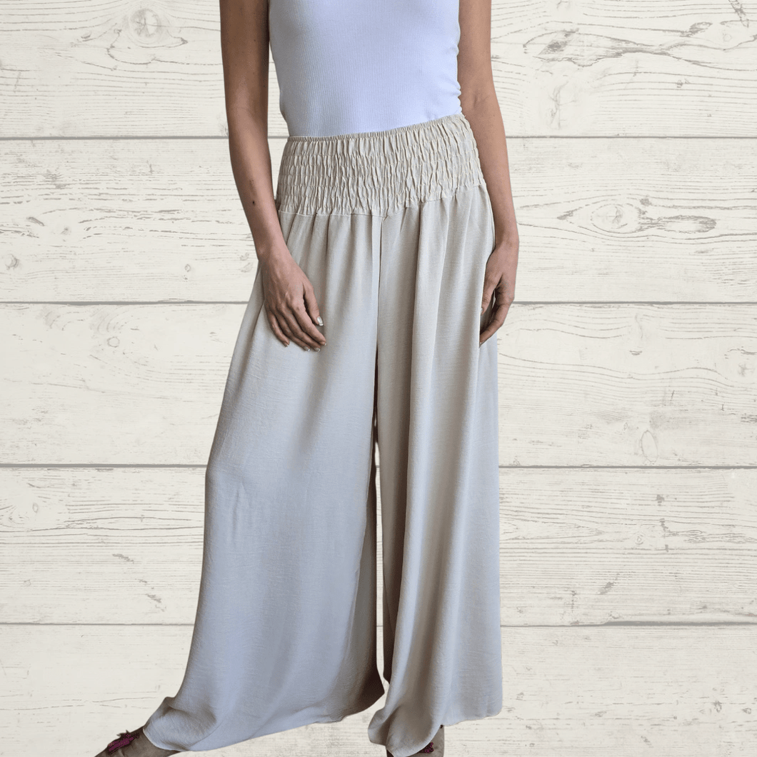 Pantalón ancho elásticado, color Beige