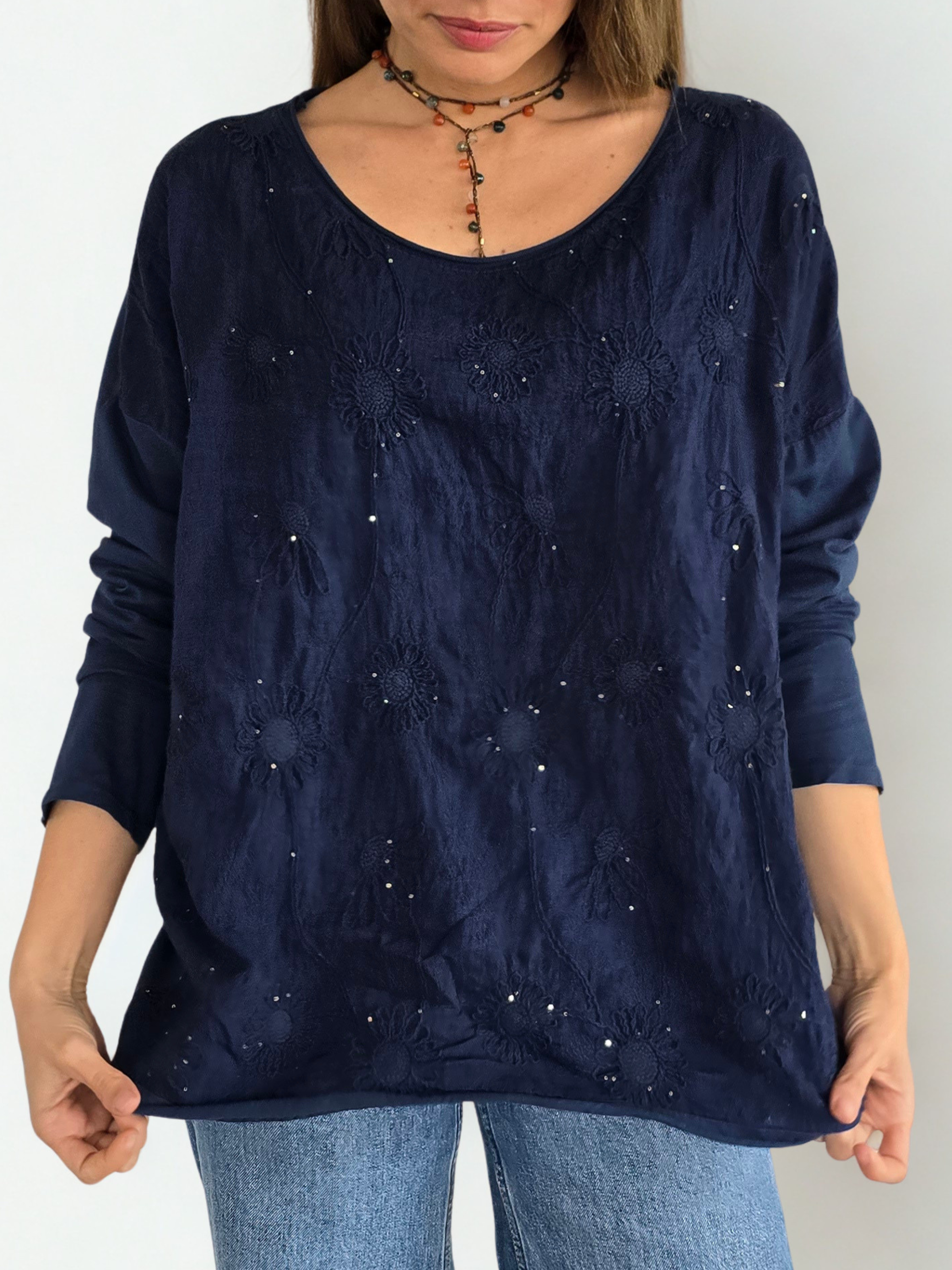 Blusa Italiana Bordada, color Azul Marino