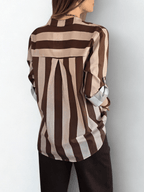 Blusa Italiana Rayada un Bolsillo, color Chocolate con Beige