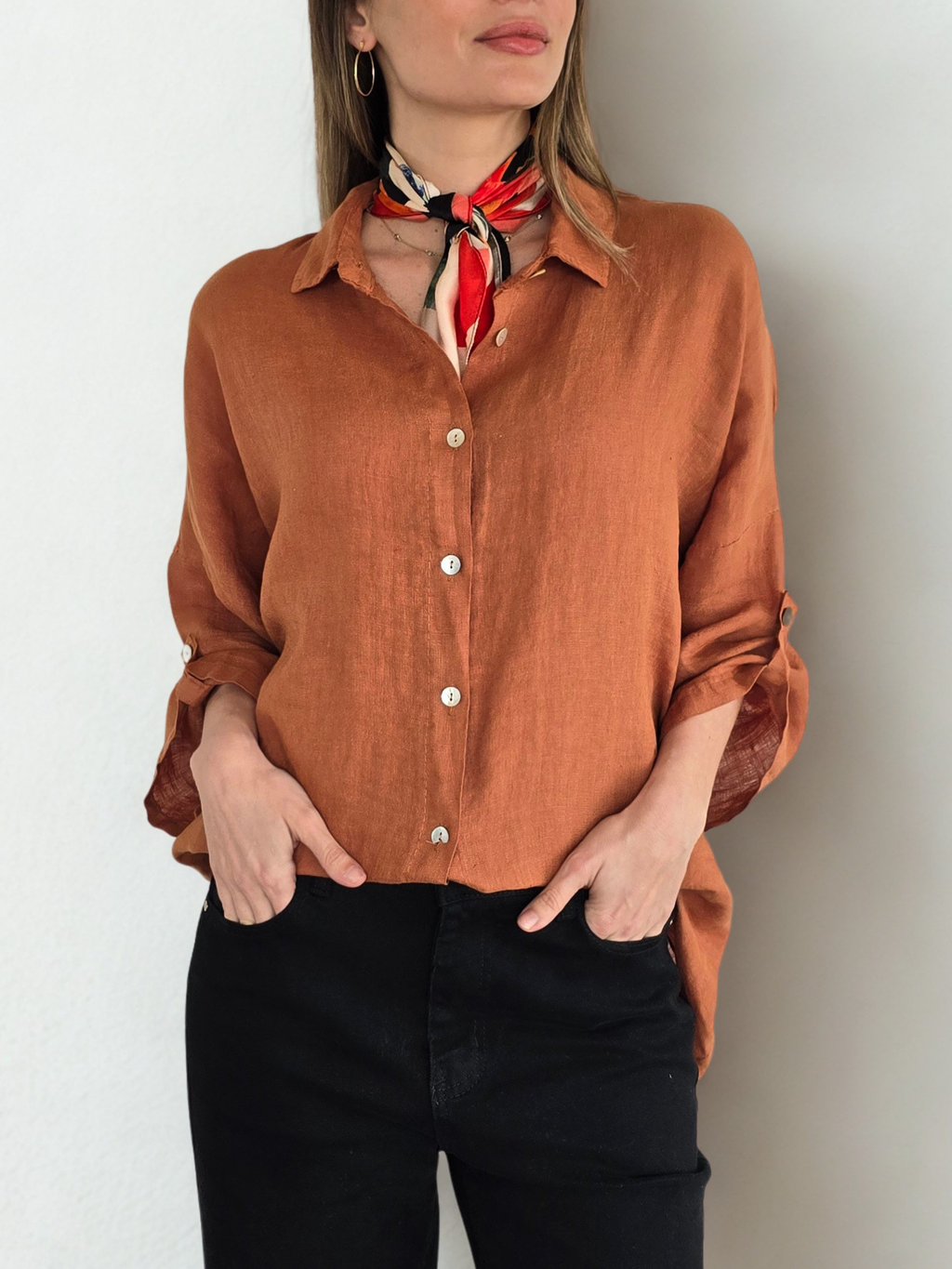 Blusa de Lino Italiano Ancha, color Terracota