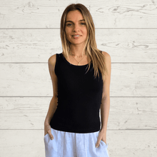 Cargar imagen en el visor de la galería, Polera musculosa, color Negro
