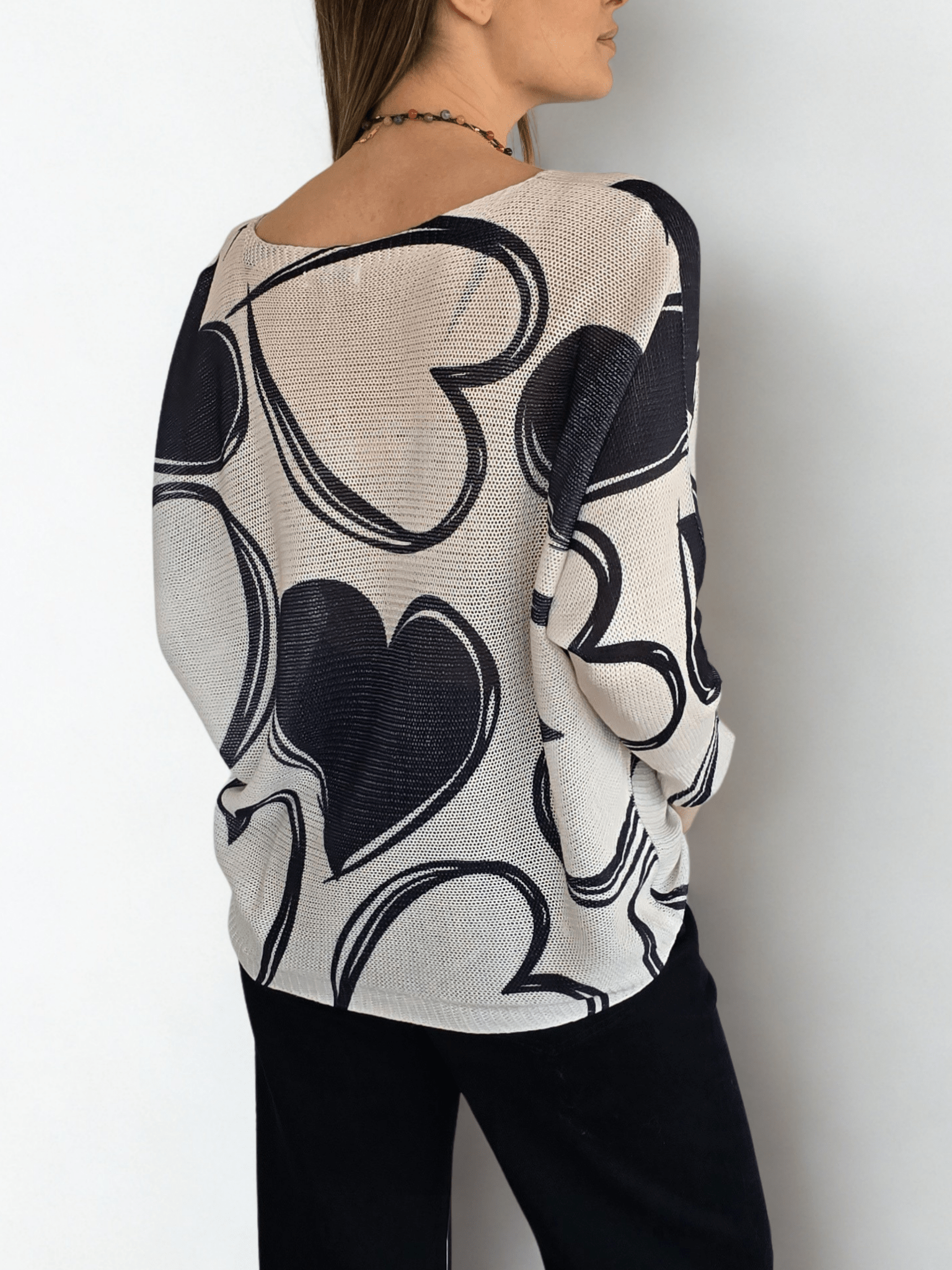Sweater Italiano Corazón, fondo Beige