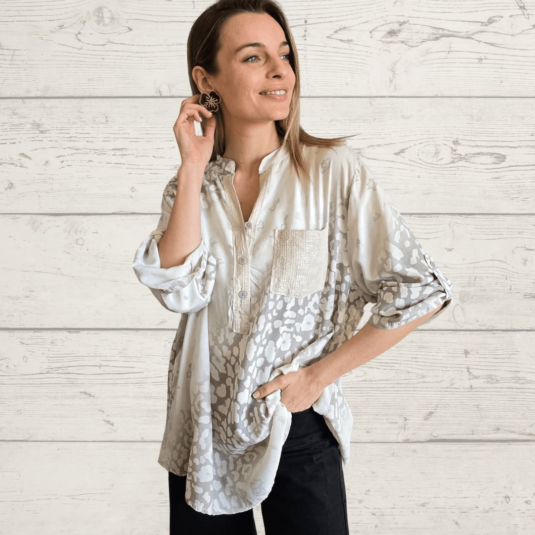 Blusa Italiana estampada, fondo Beige