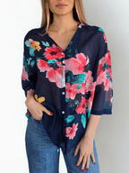 Blusa Italiana Floreada, fondo Azul