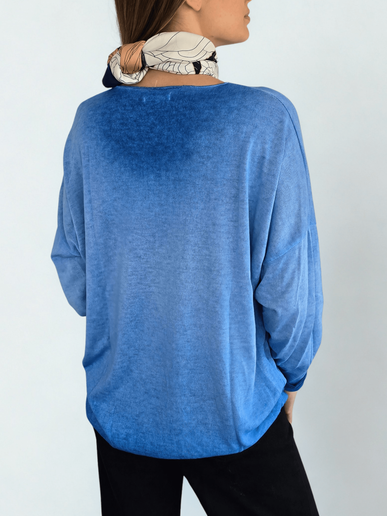 Sweater Italiano Delgado, color Jacinto