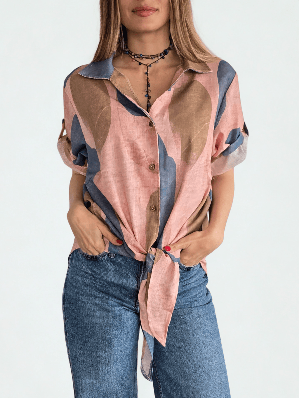 Blusa Estampada con Nudo, fondo Rosado