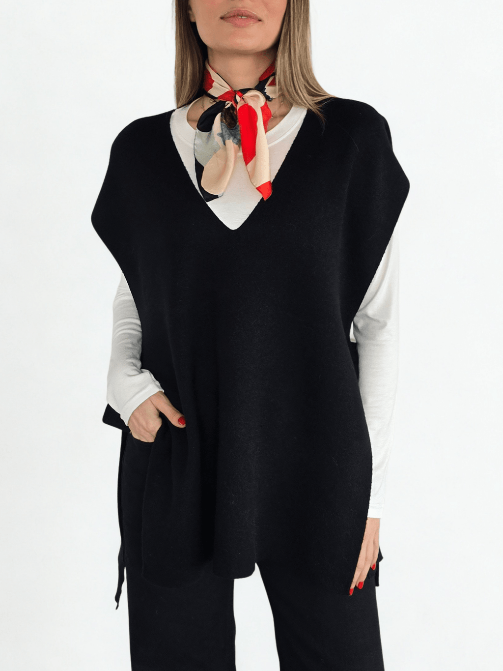 Sweater sin Mangas Lazo, color Negro