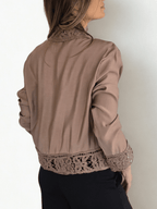 Blusa con Macramé, color Chocolate