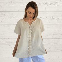 Cargar imagen en el visor de la galería, Blusa 100% Lino Italiano Bordada, color Beige
