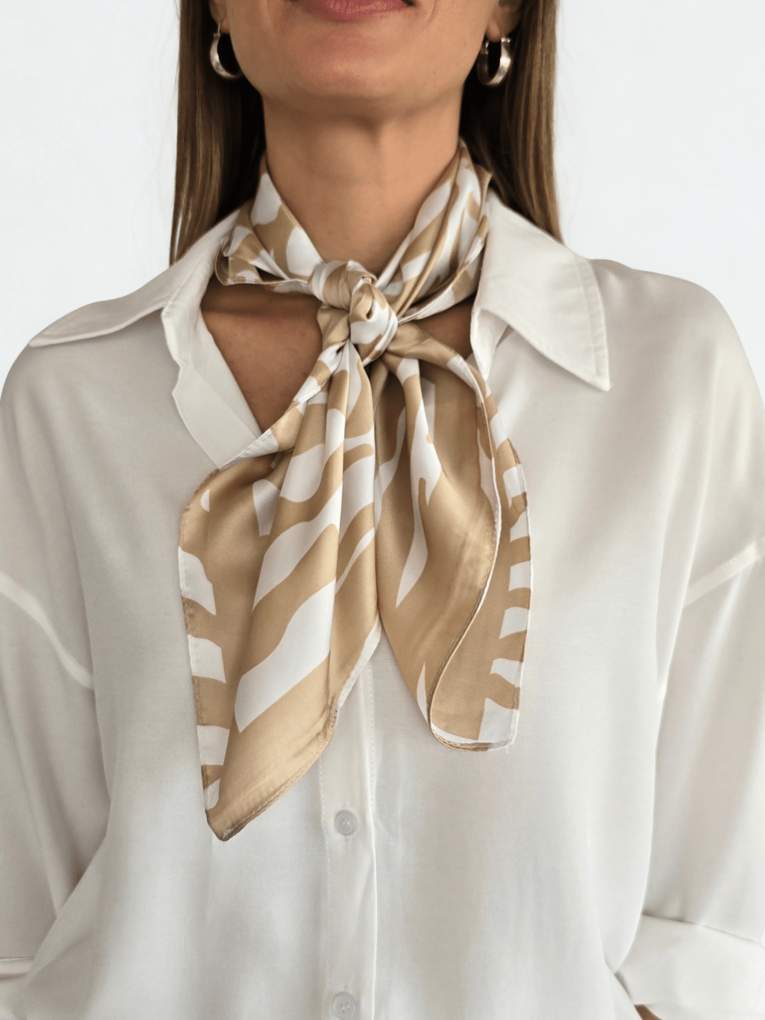 Pañuelo Estampado Print, fondo Beige