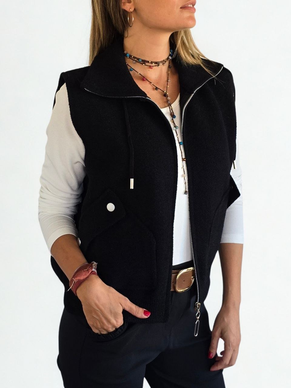 Chaqueta tejida sin mangas, color Negro