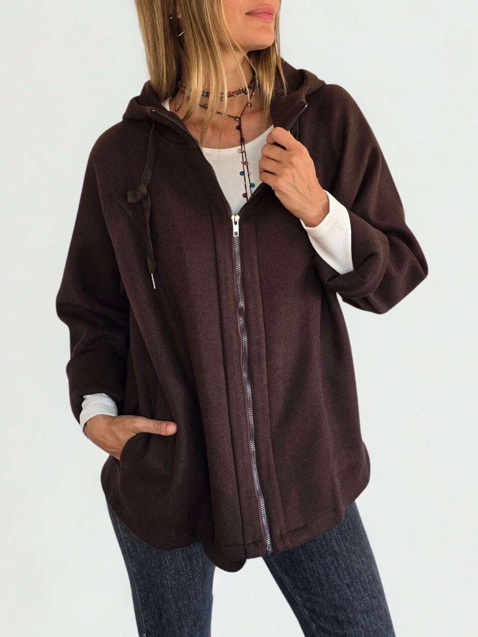 Chaqueta tipo polerón, color Chocolate