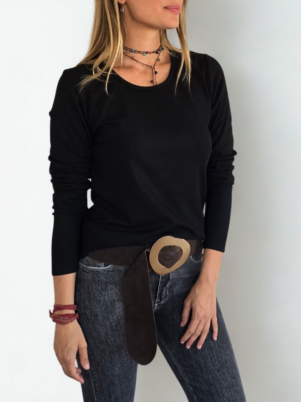 Polera básica, color Negro